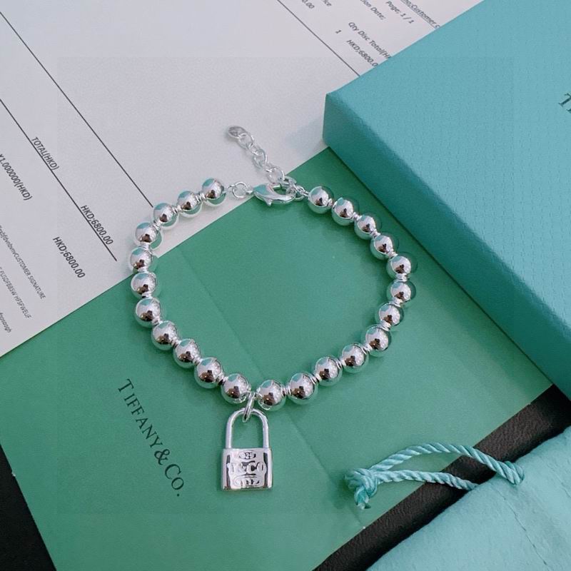 Tiffany bracelet 09yxx53